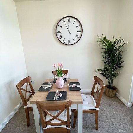 Cosy Town Centre Apartment Close To Beach بورنماوث المظهر الخارجي الصورة